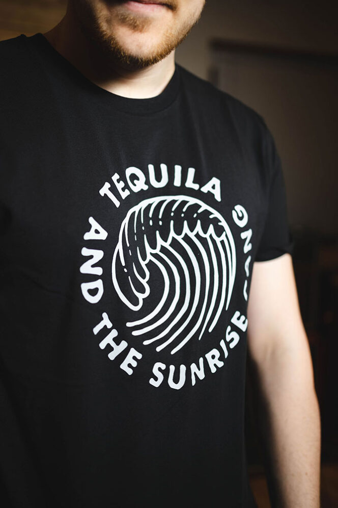 Tequila & the Sunrise Gang Shirt T-Shirt Merchandise Merch Shop Welle Schwarz